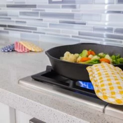 The Better House Gingham Hot Handle Holder (Set Of 2)