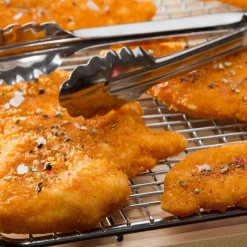 The Better House Kitchen Essentials Tongs With Locks